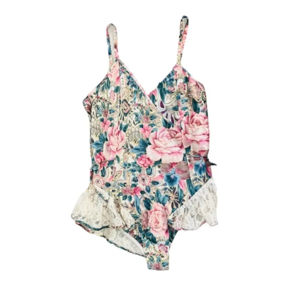 Victoria’s Secret Vintage Gold Label Floral Lace Ruffle Bodysuit Medium